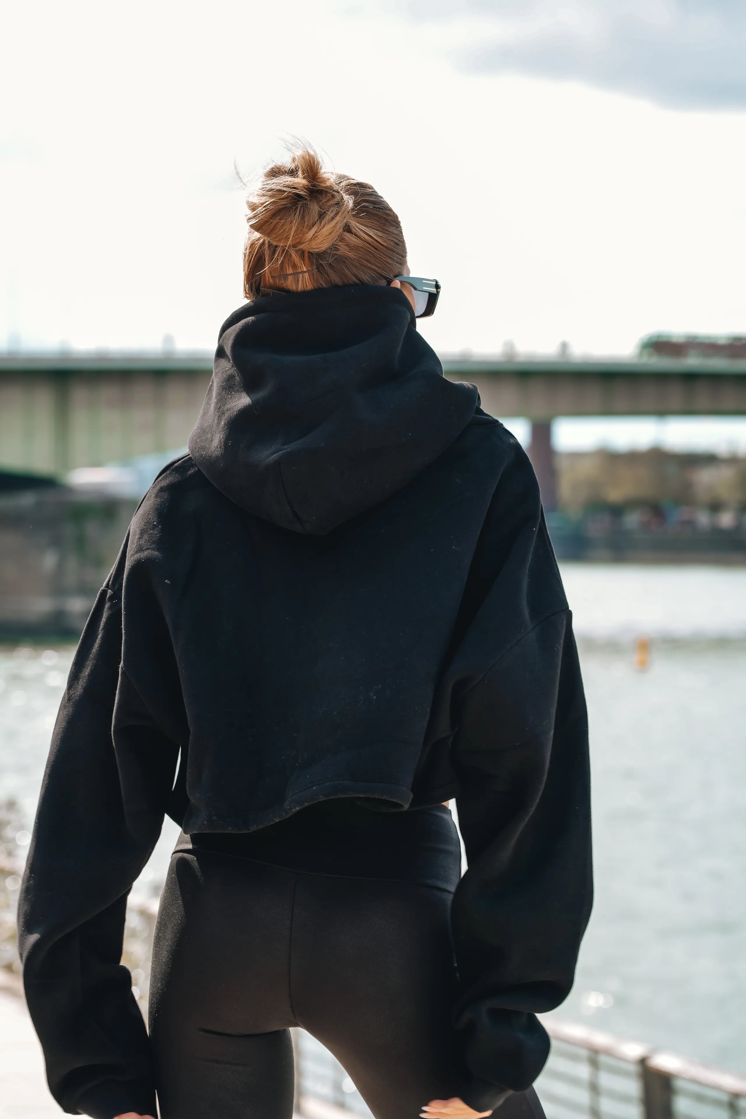 Oversized Crop Hoodie - Black
